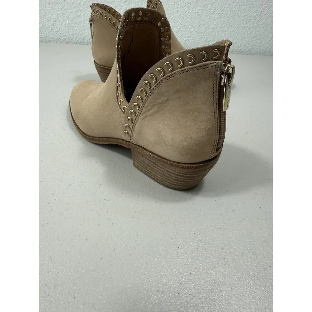 Vince Camuto pre owned
