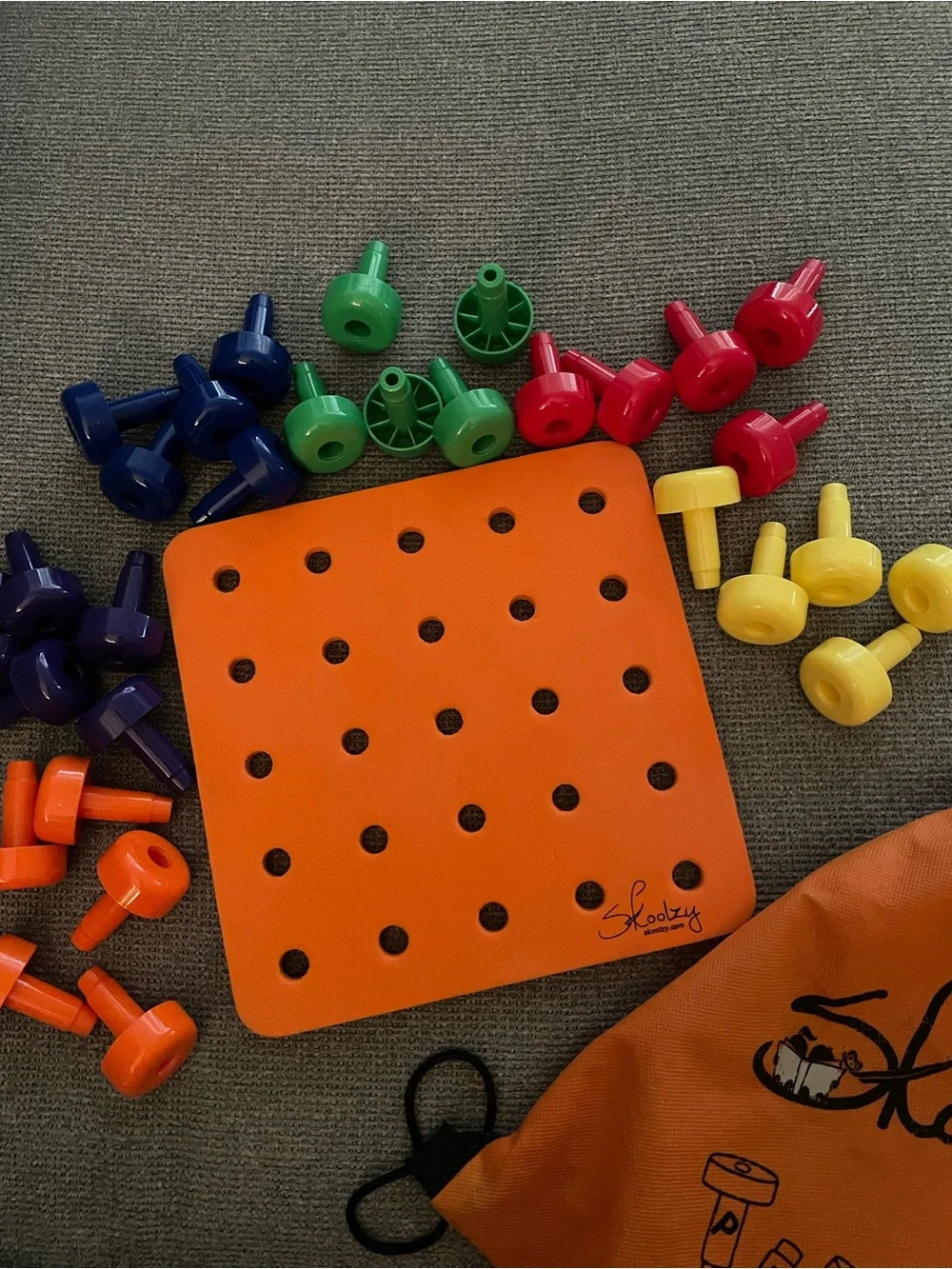 N/A skoolzy pegs