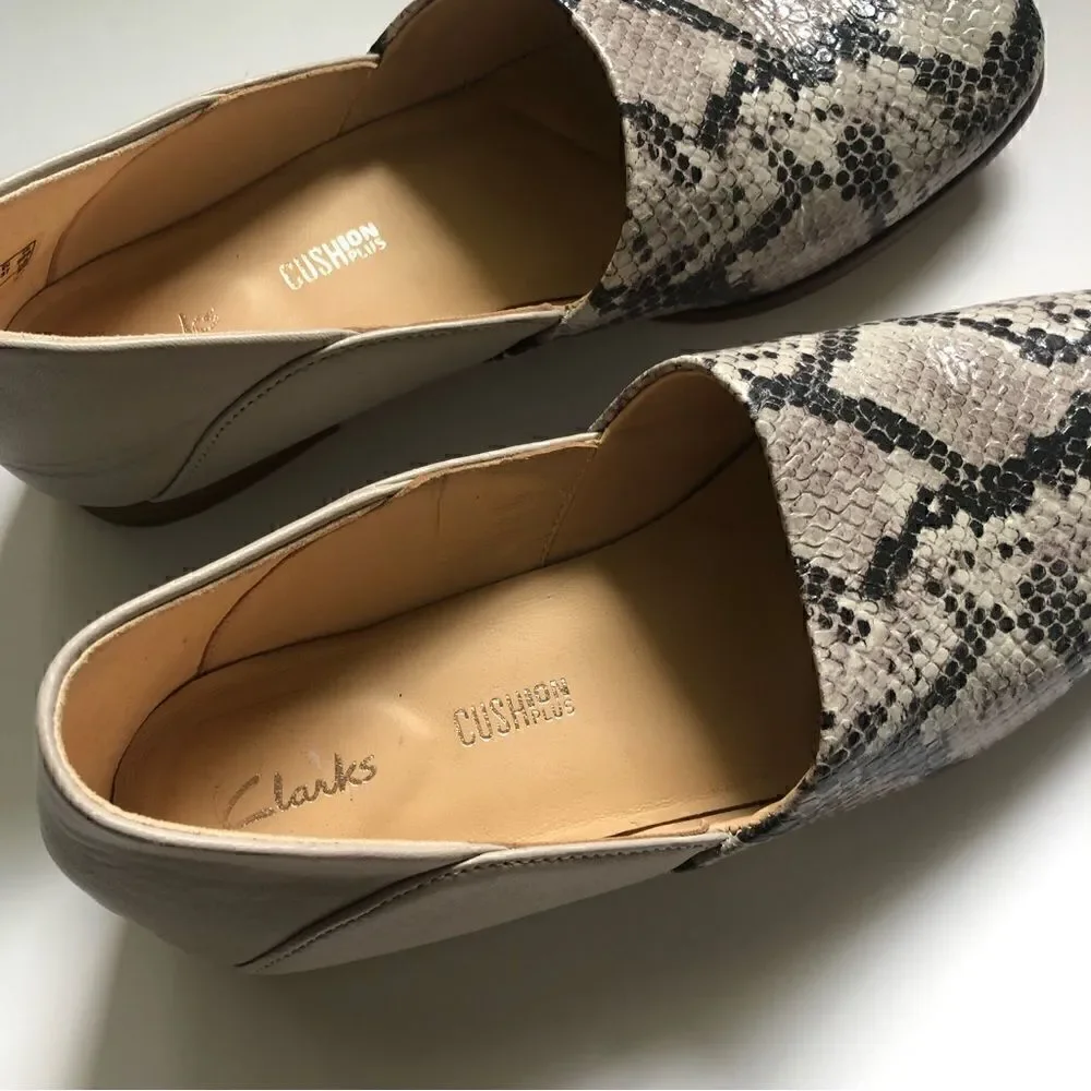 Clarks grey has