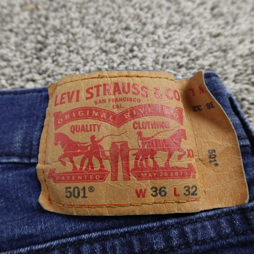 Levis Jeans Mens 36X32 Dark Blue Denim Pants 501 Button Fly Straight Leg Stretch