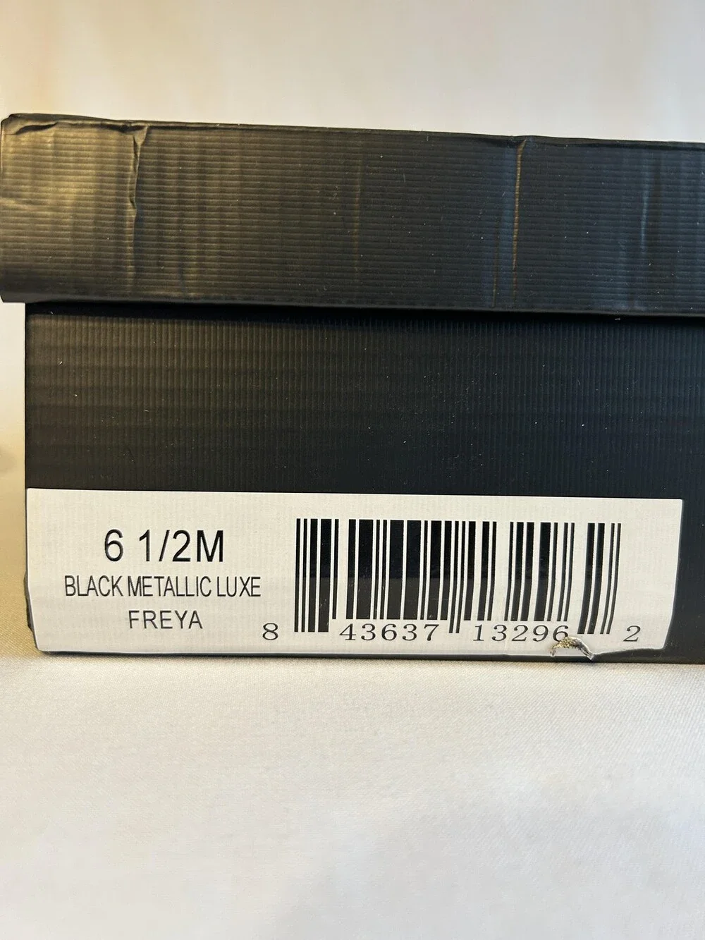 J/SLIDES brand urban