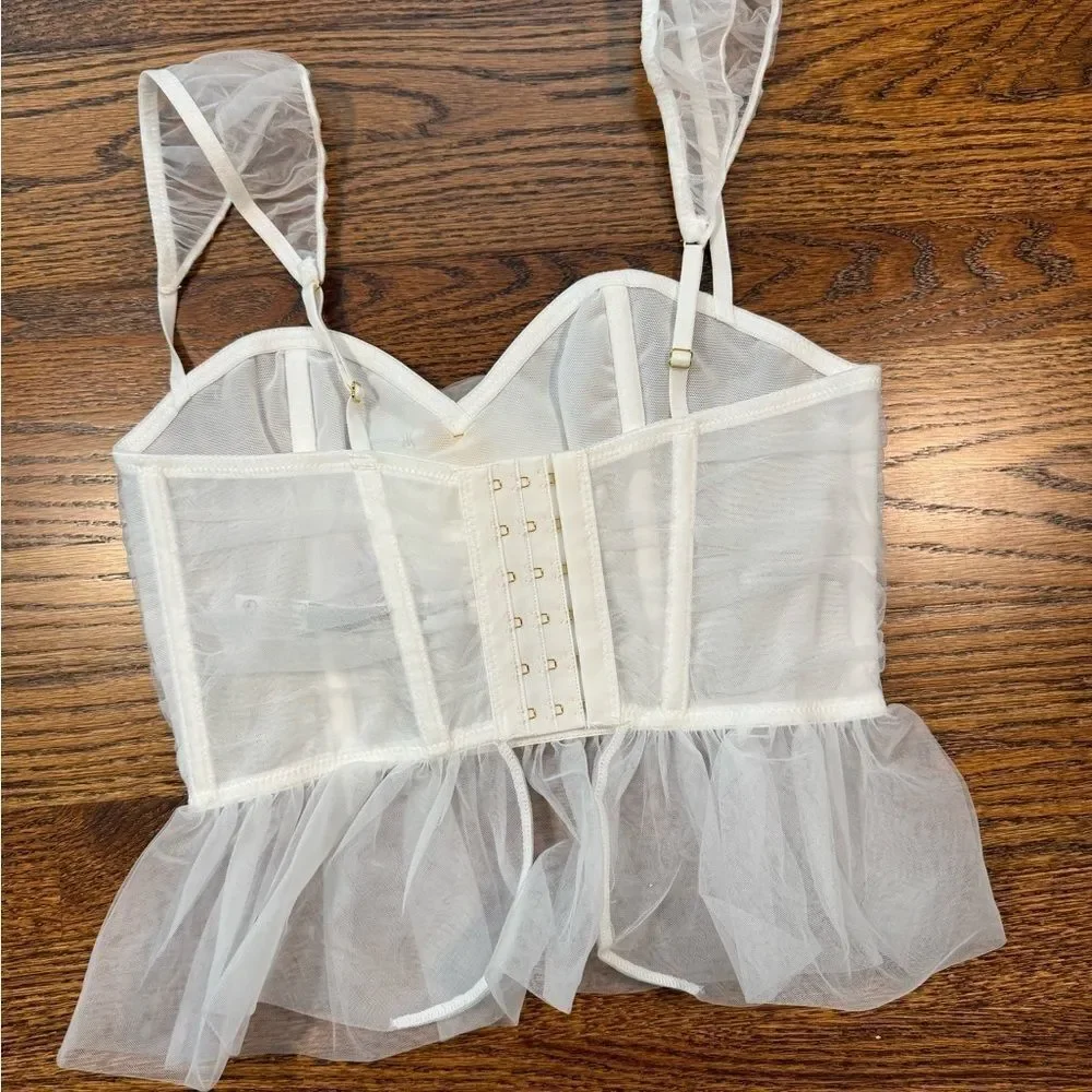 Urban Outfitters femme corset