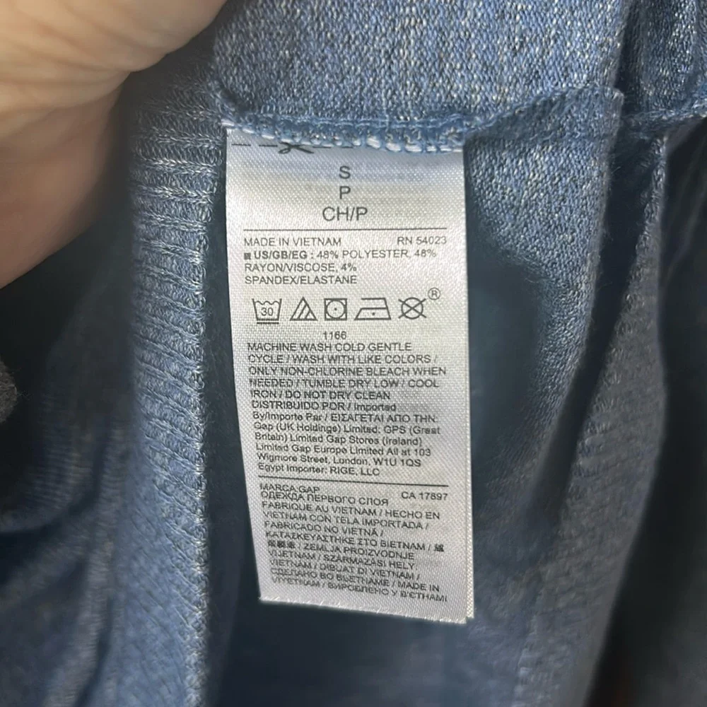 GAP ladies blue