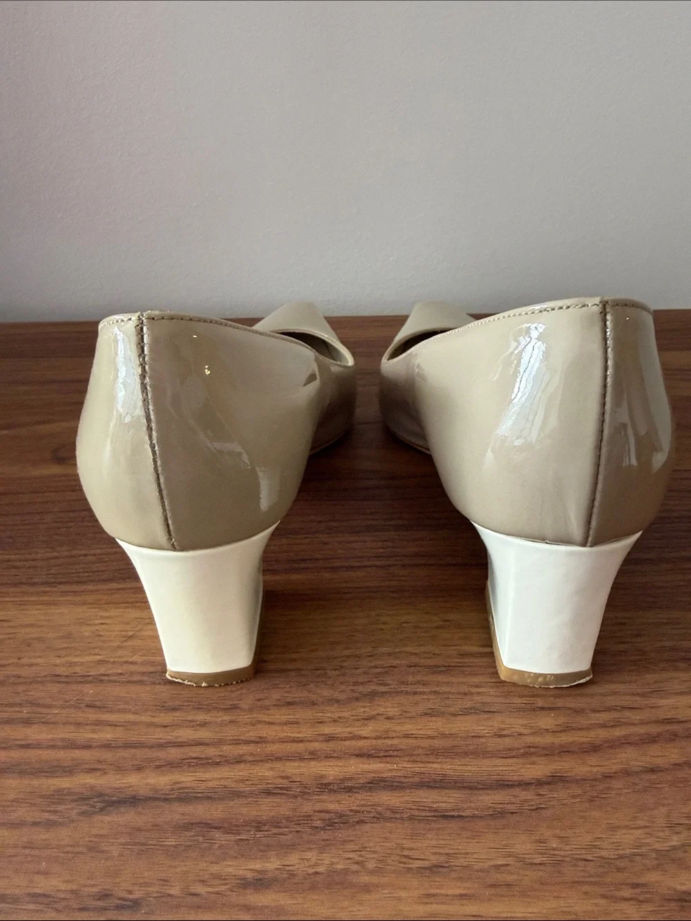 Diane B. padded white block
