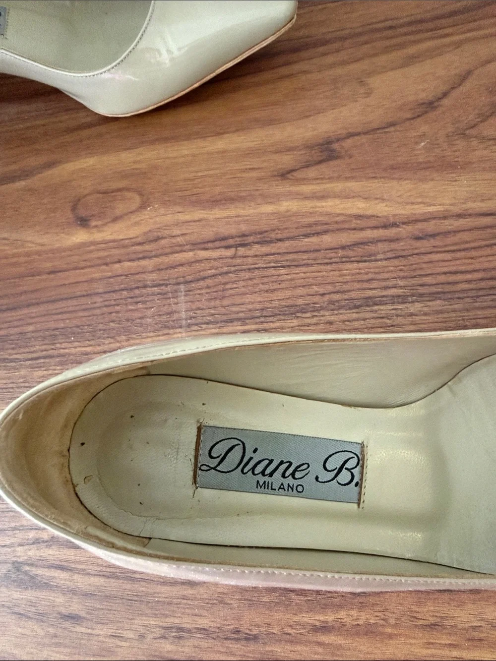 Diane B. tan block white