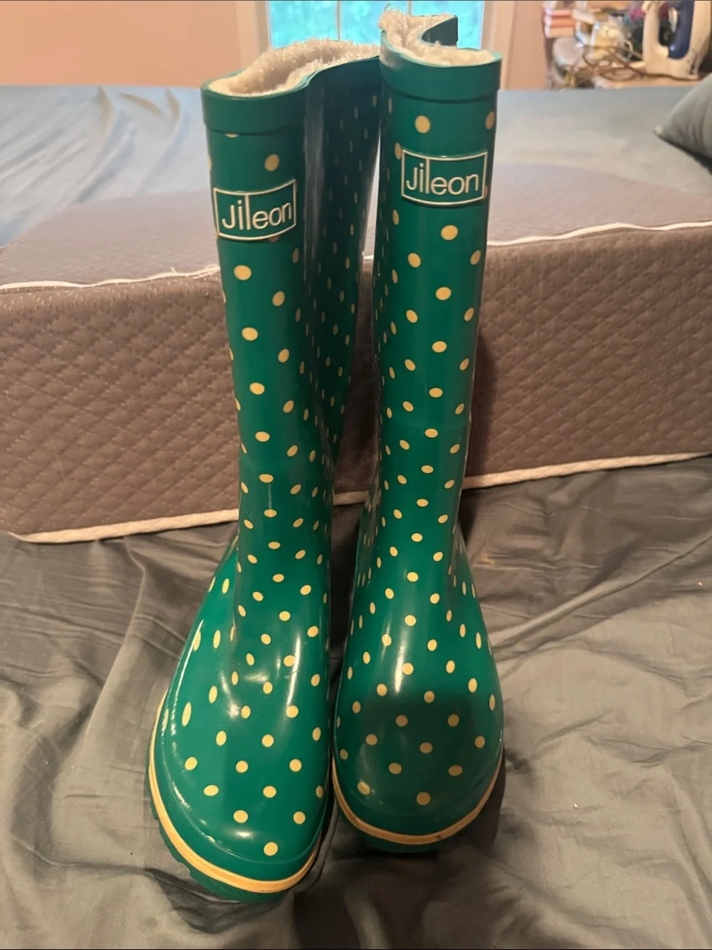L.L. Bean Green Rain Boots with Cream Polka Dots
