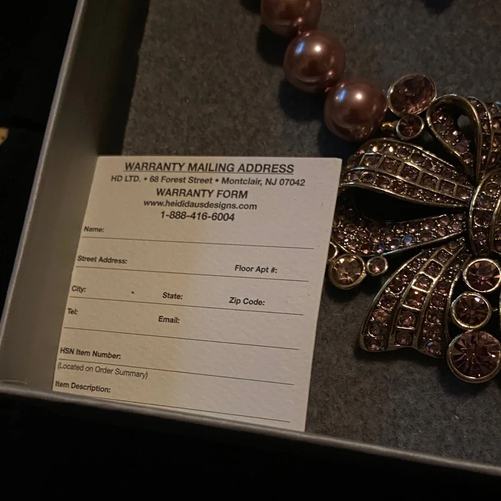 Heidi Daus charming necklace