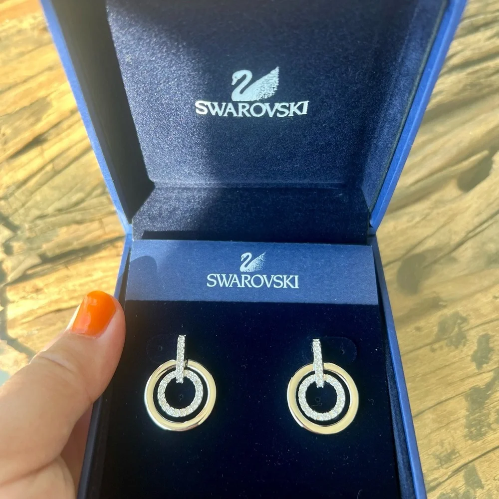 Swarovski look feel