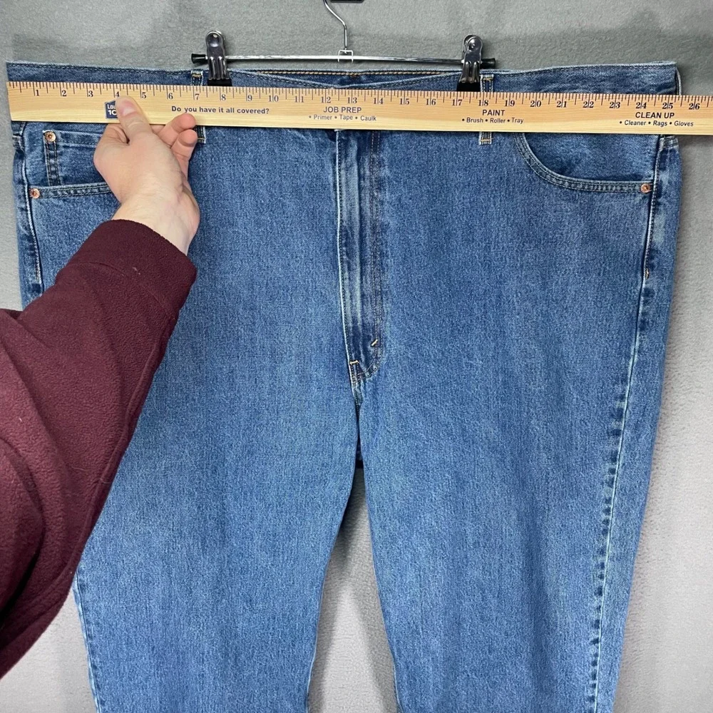 Levis measurements waist
