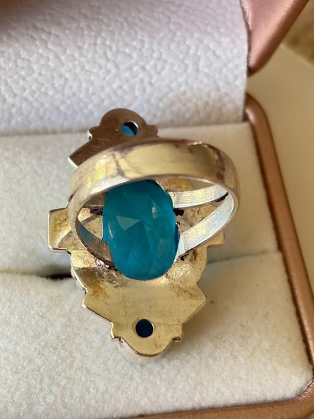 Artisan simulated blue