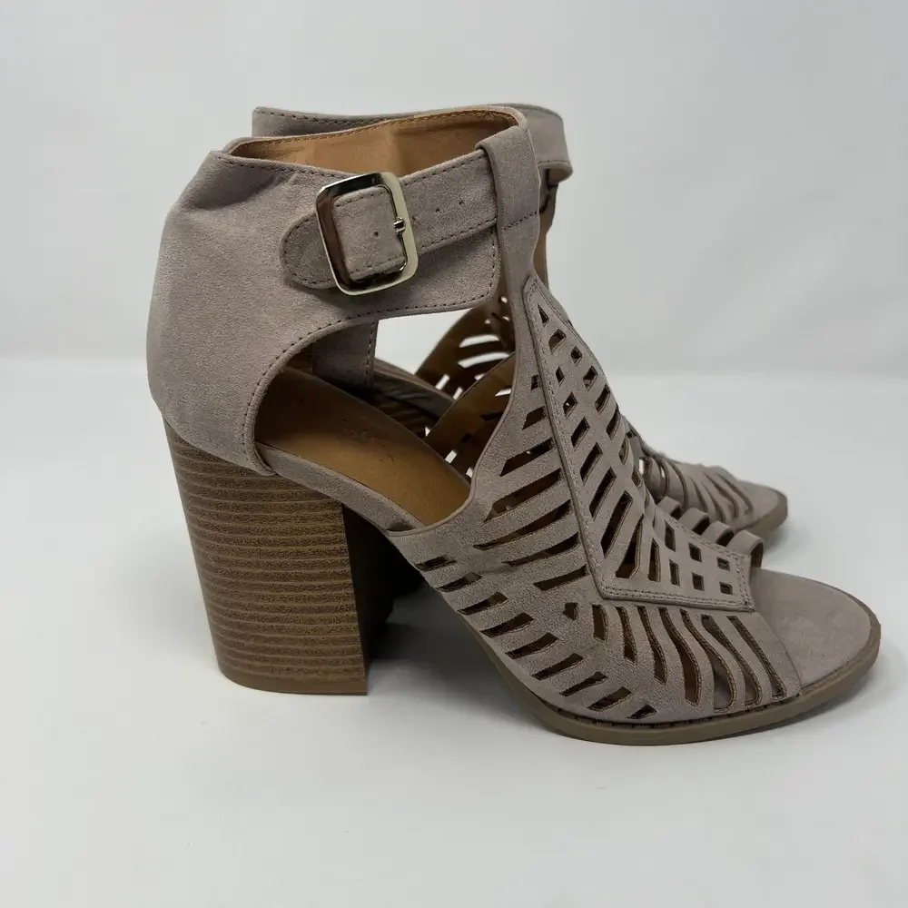 Charlotte Russe like new