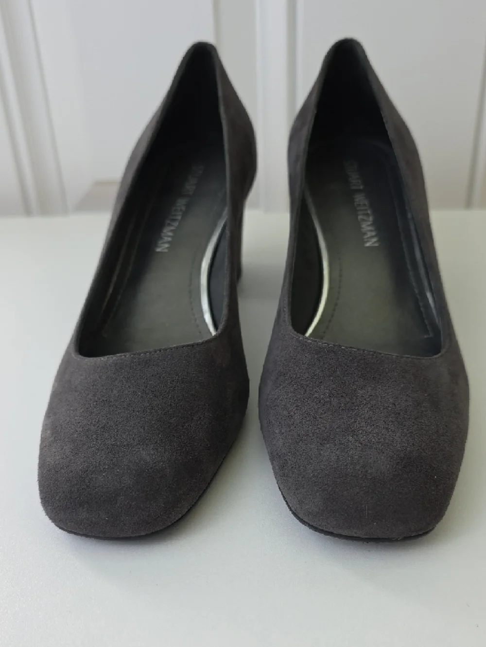 Stuart Weitzman pre owned