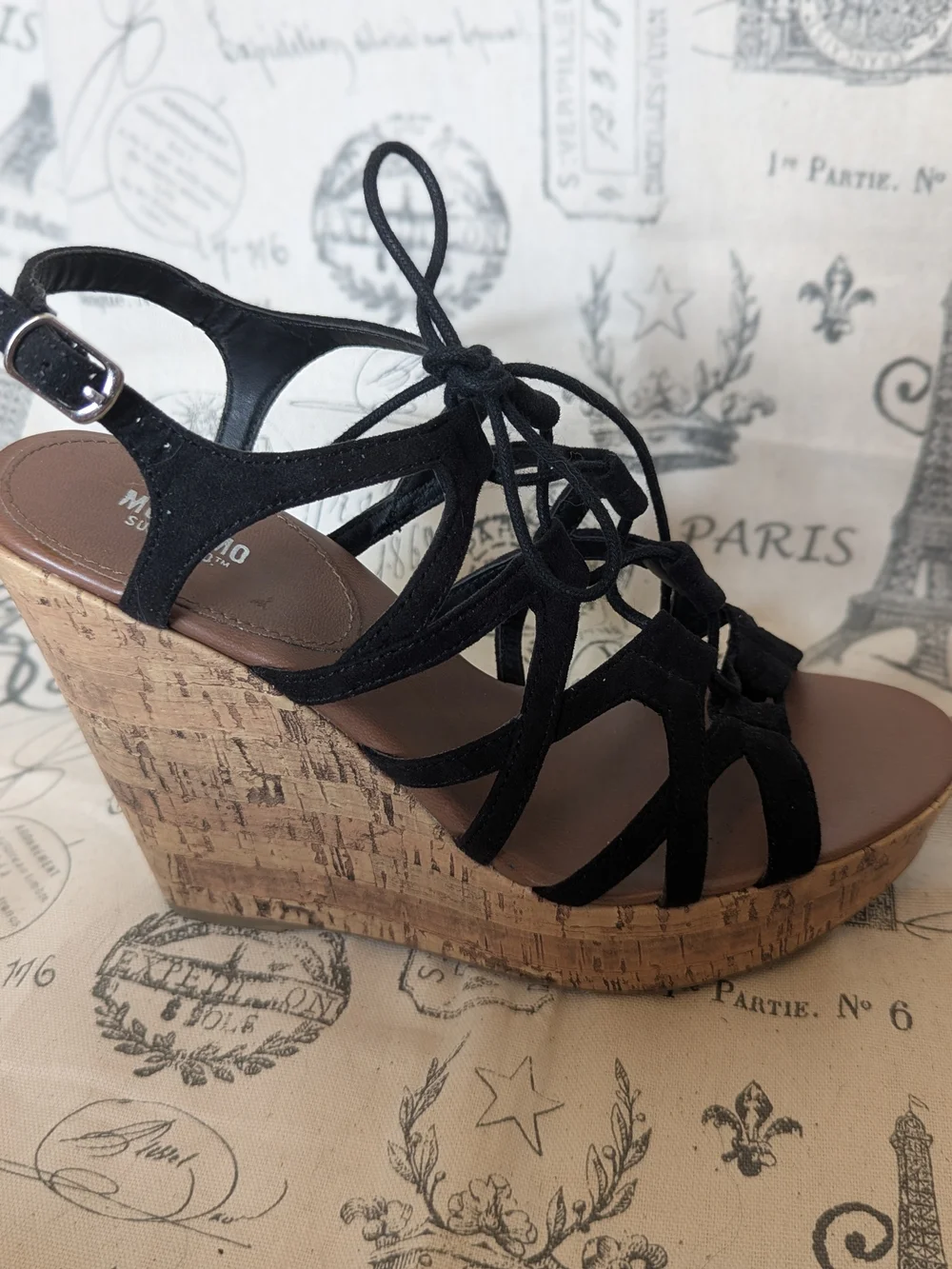 Mossimo Supply Co. stylish black