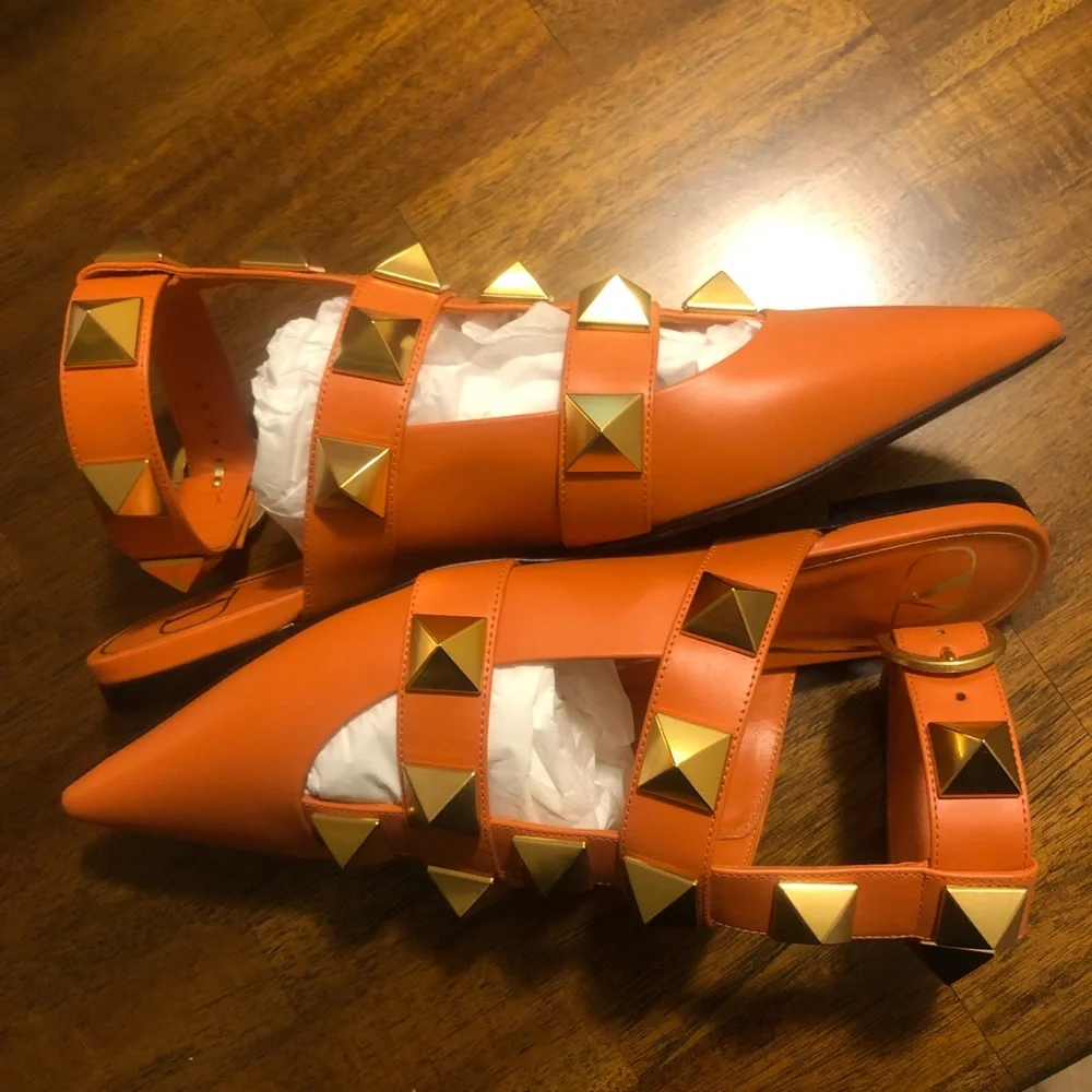 Valentino nib $1100
