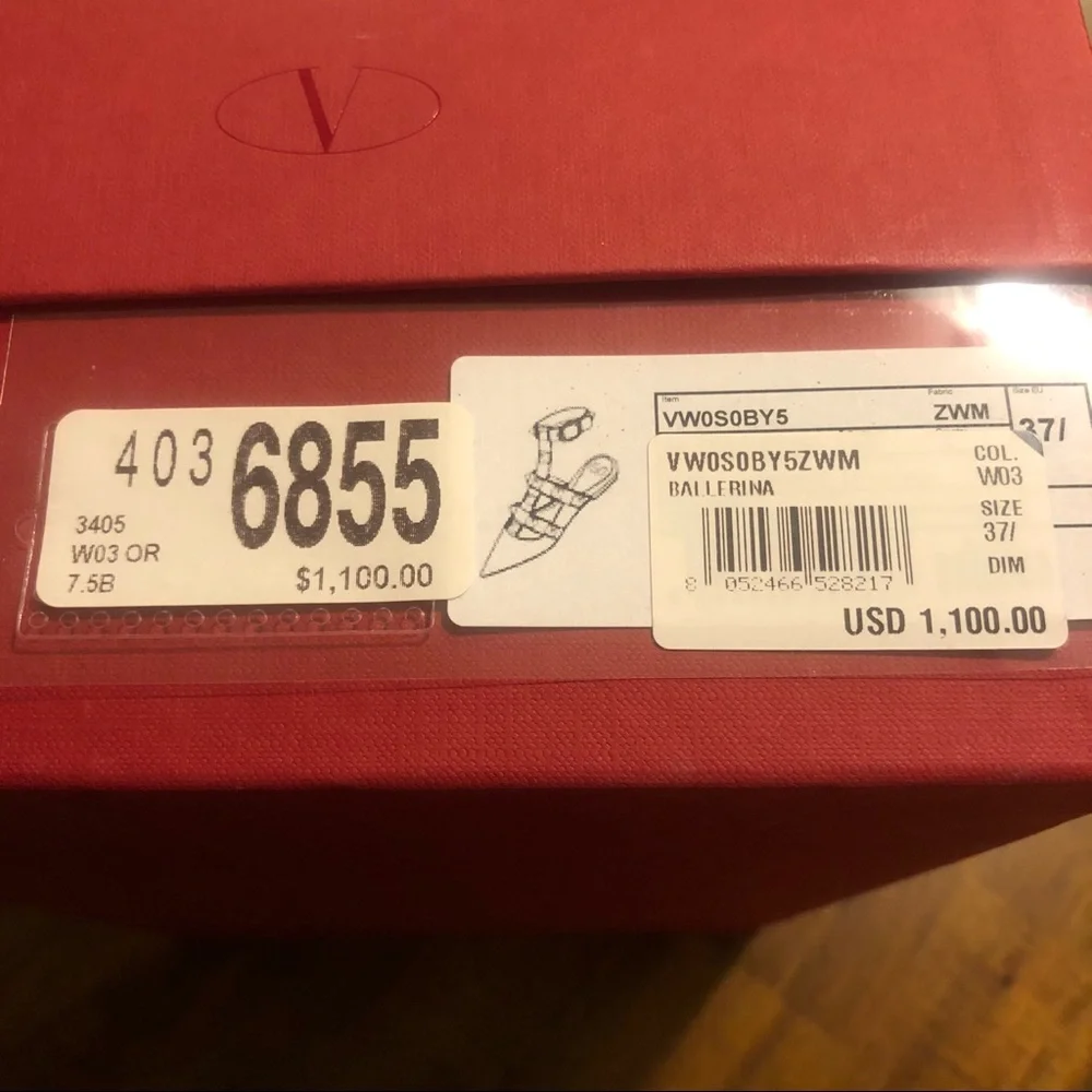 Valentino nib $1100