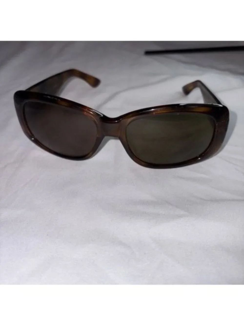Kenneth Cole kenneth cole