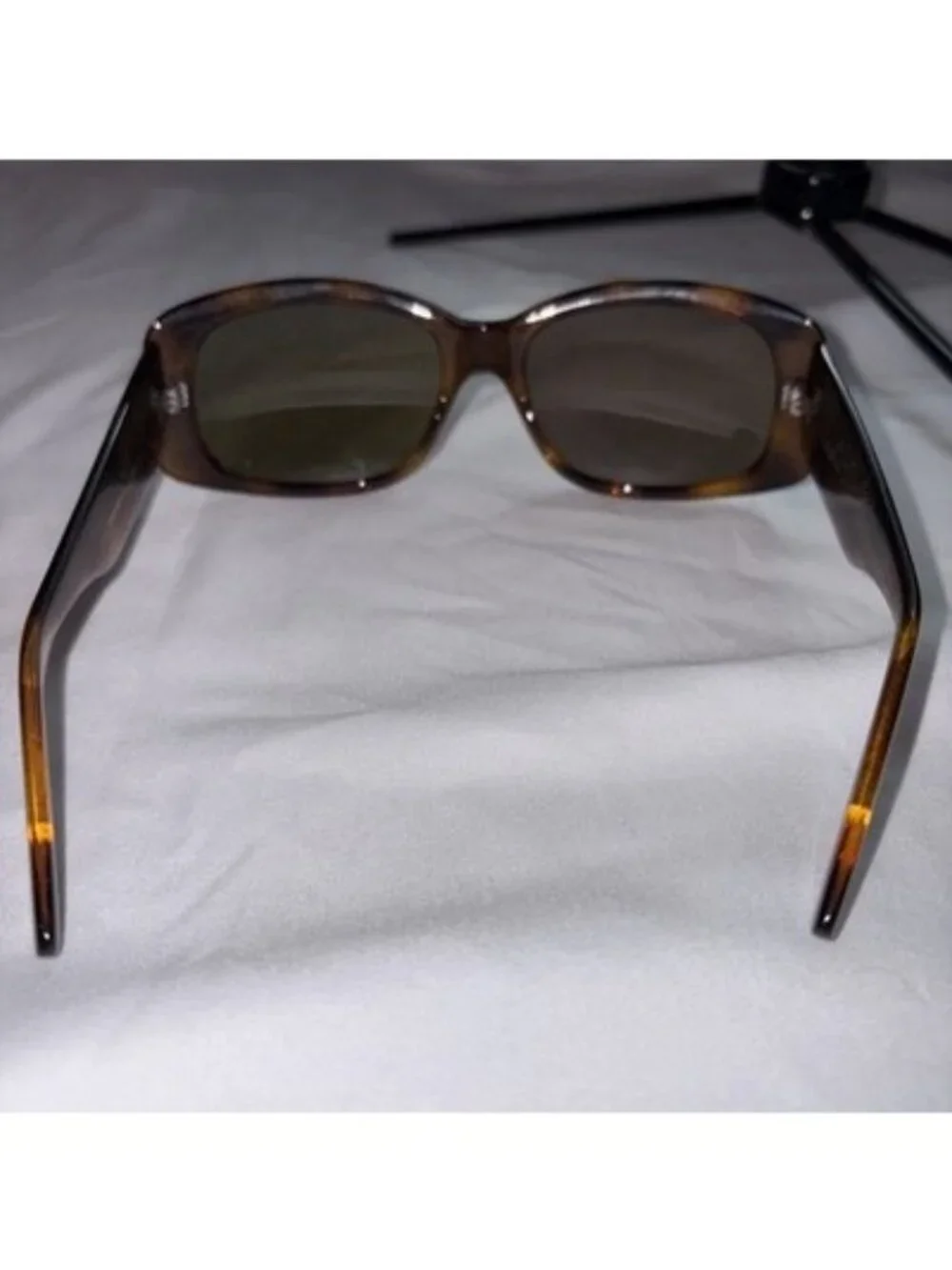 Kenneth Cole kenneth cole