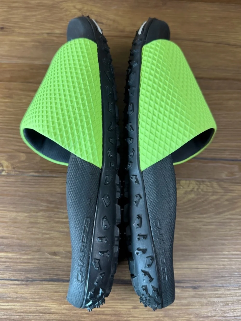 Under Armour Project Rock Fat Tire Slides Men's Size 9 Black Volt Sandals Shoes‎