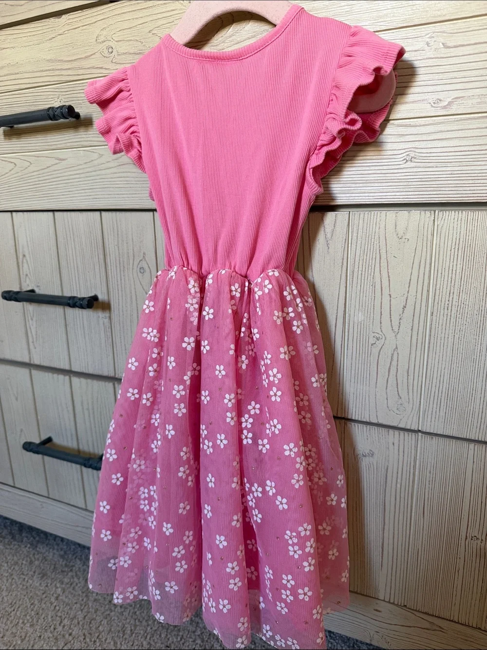 GAP bright pink