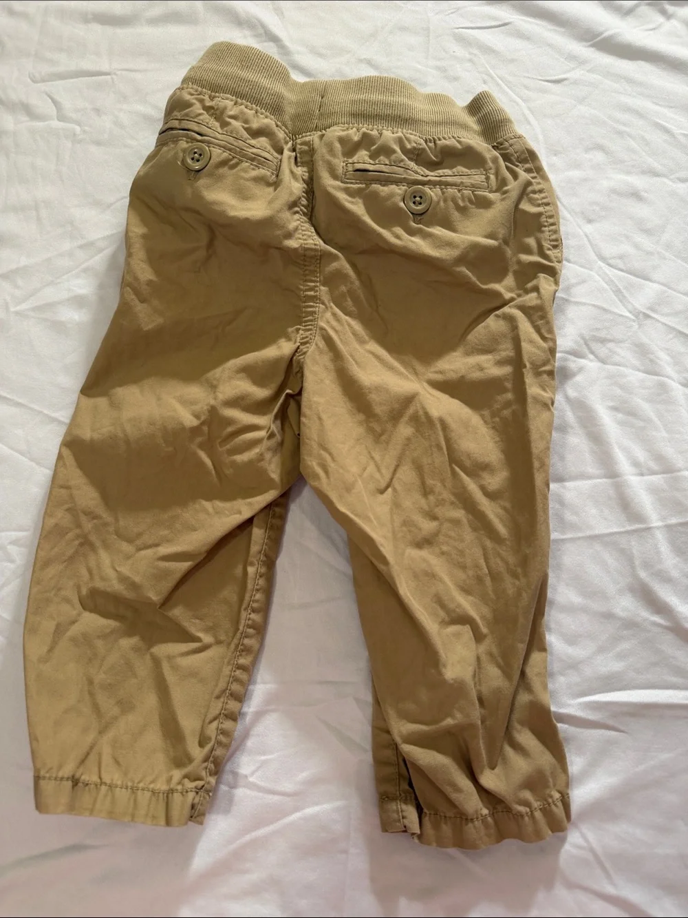 GAP soft khaki