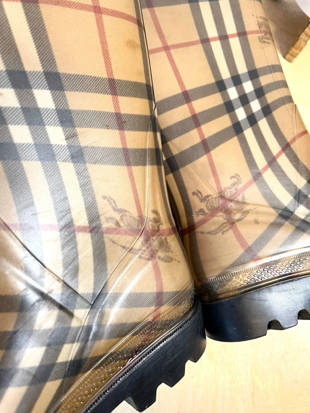 Burberry perfect someone