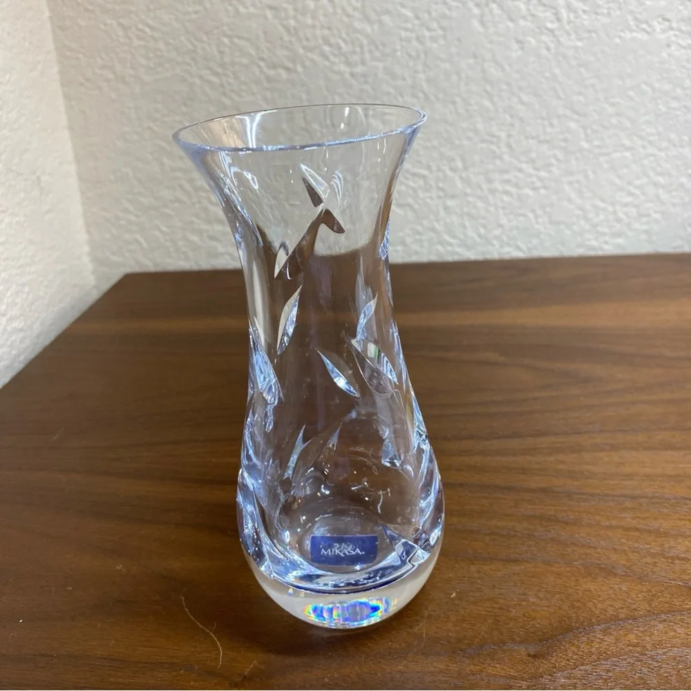 VTG Mikasa Crystal Leaf‎ Pattern Bud Flower Vase 6