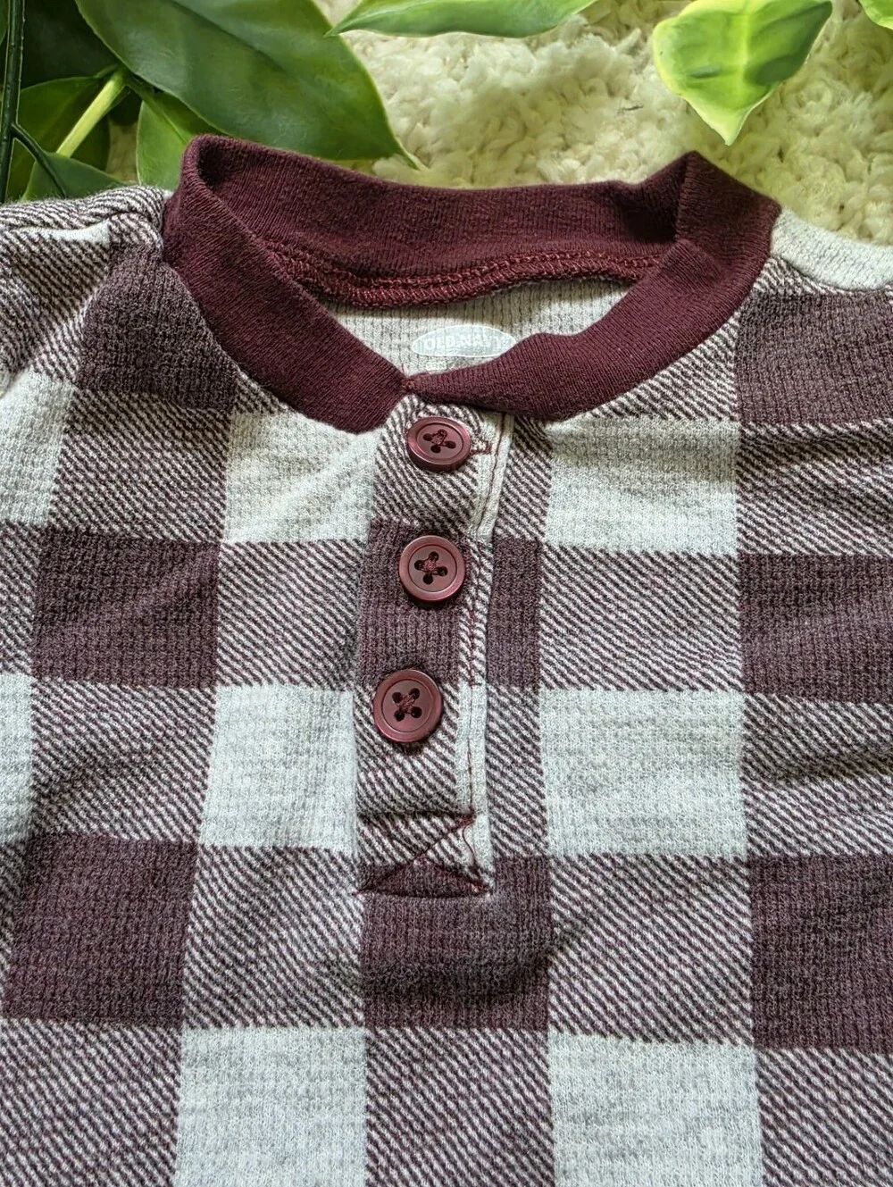 Old Navy excellent burgundy