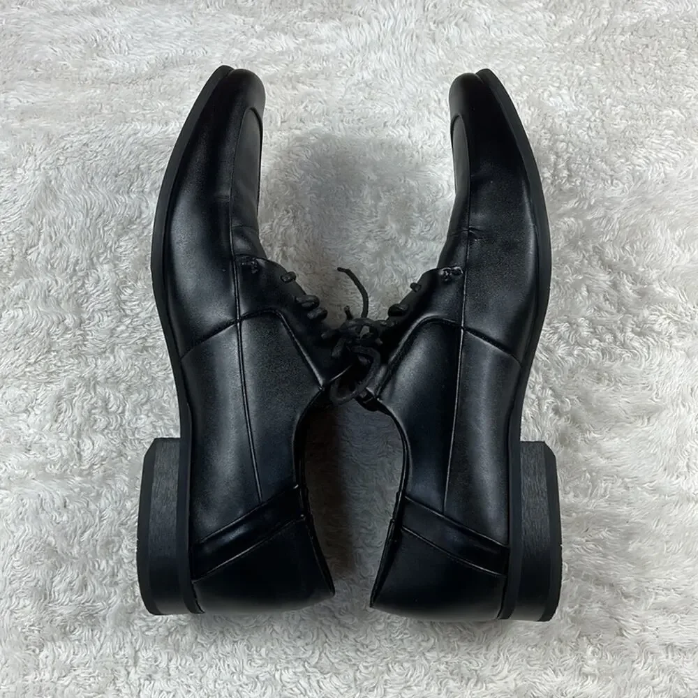 Calvin Klein modern touch