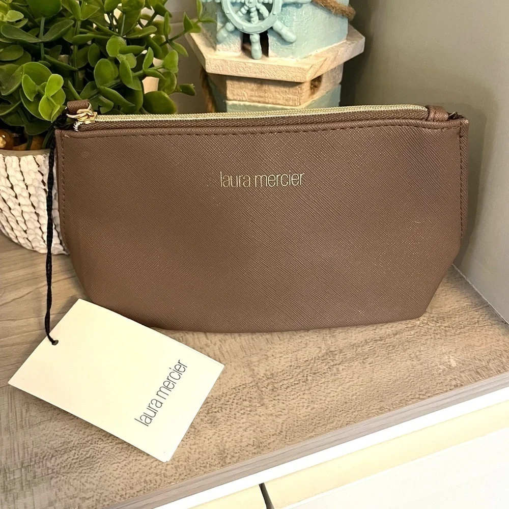 laura mercier laura mercier