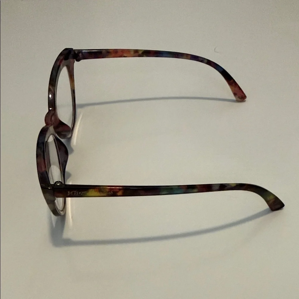 Betsey Johnson bold cat