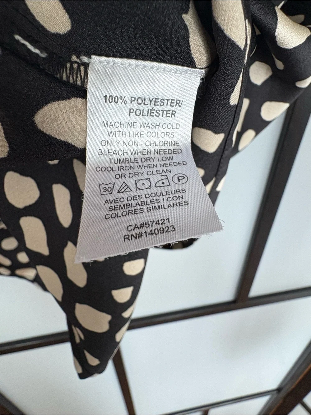 LOFT Open Back Bow Blouse Black Cream Print Size L