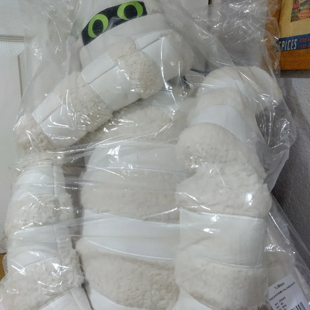 Storehouse 5' MUMMY Pillow GLOWS in Dark Halloween NWT