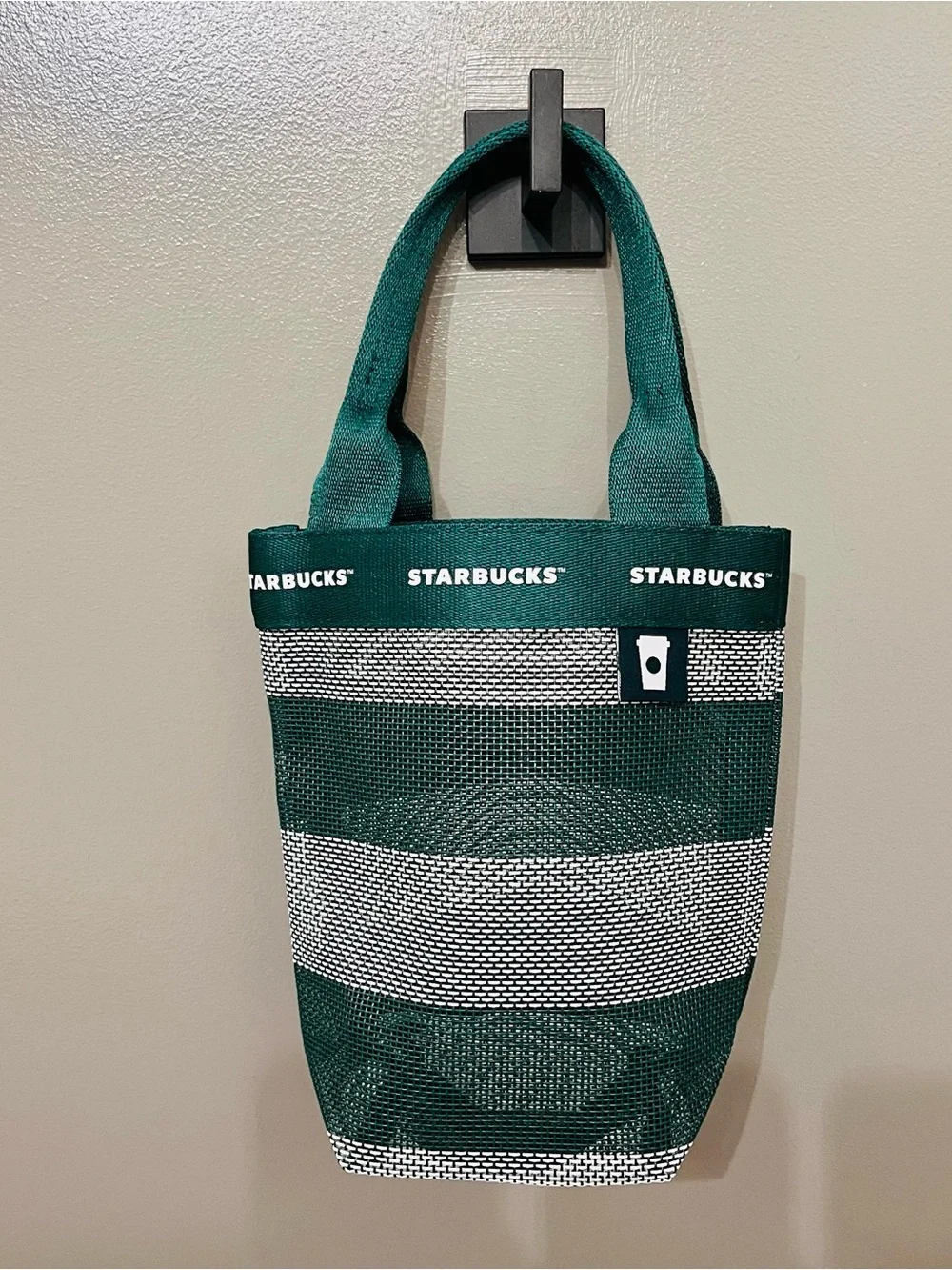 Starbucks branded messenger