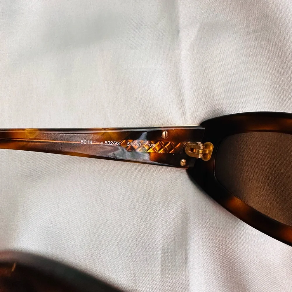 CHANEL sunglasses rich