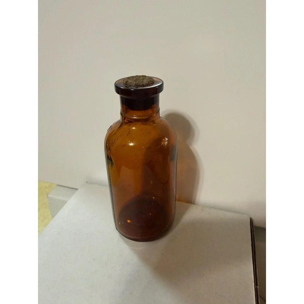Illinois Glass Company vintage amber