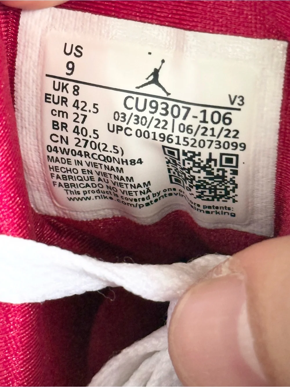 Jordan authentic retro