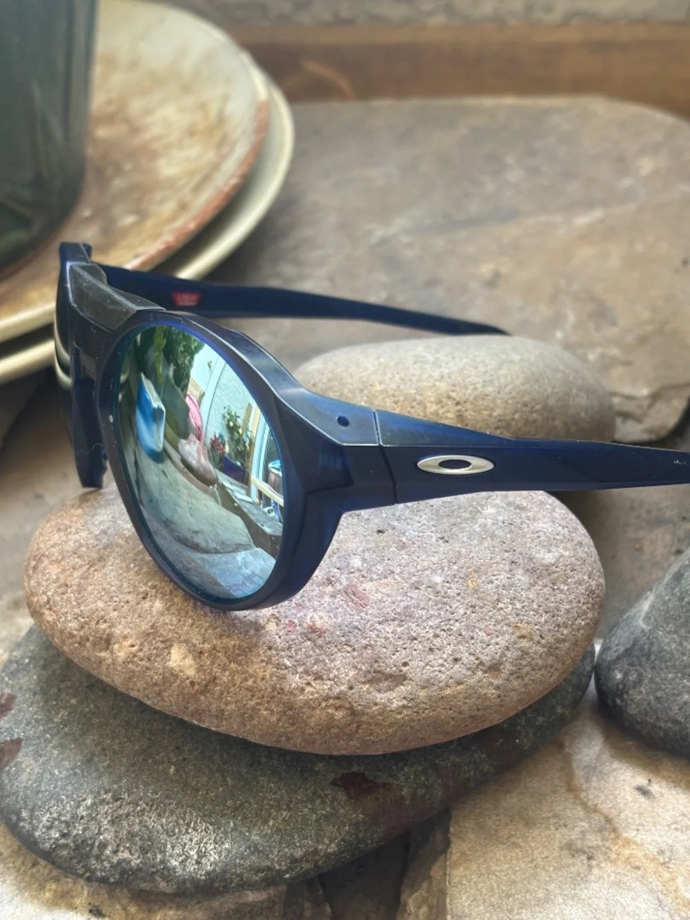 Oakley pair chieftain