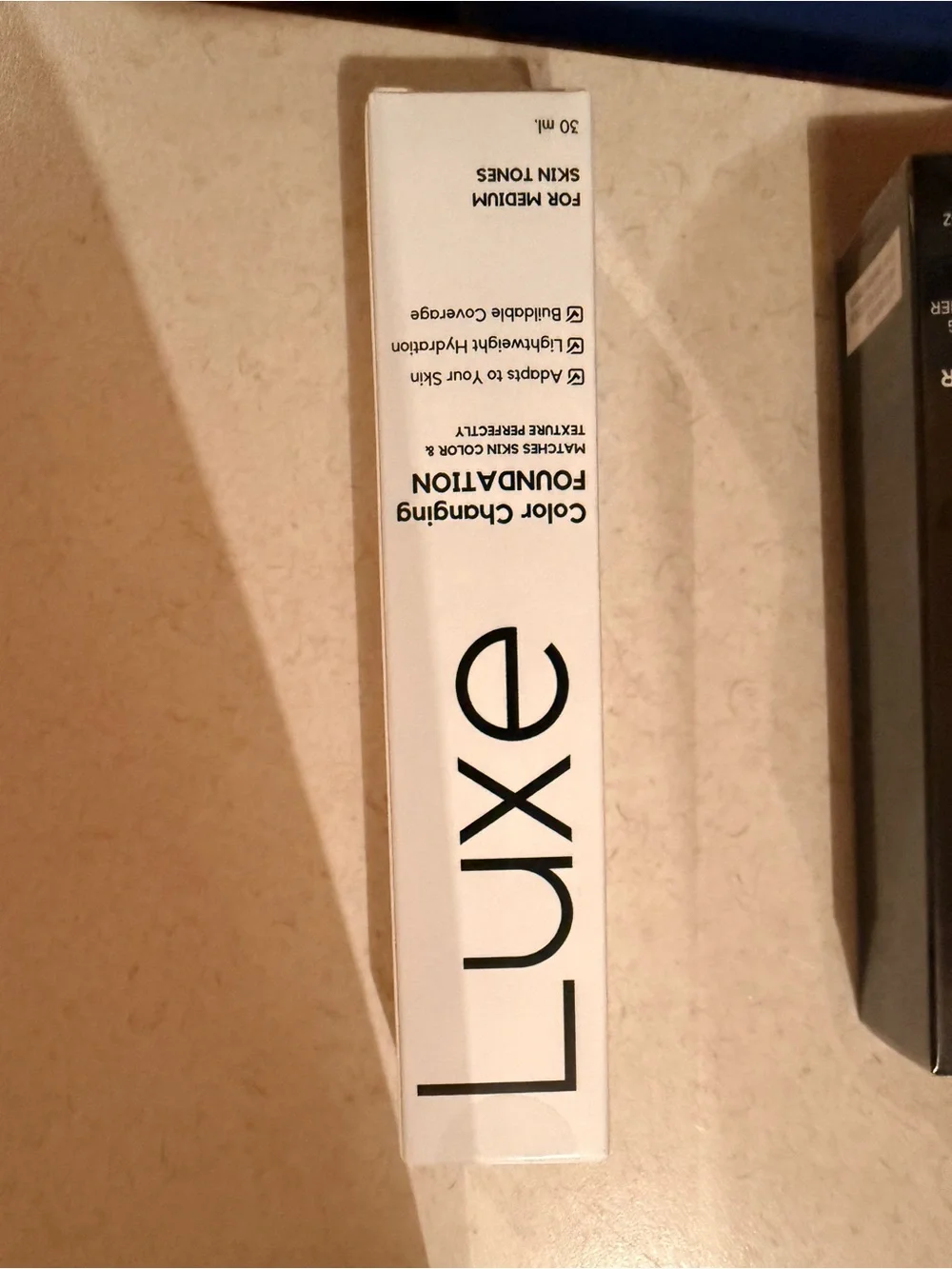 Luxe Color Changing Foundation - medium