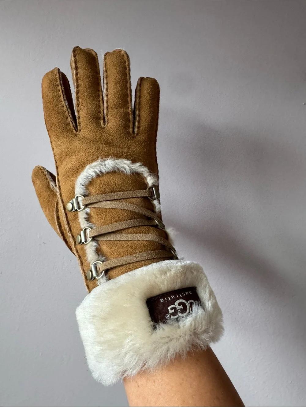 UGG women’s igloo