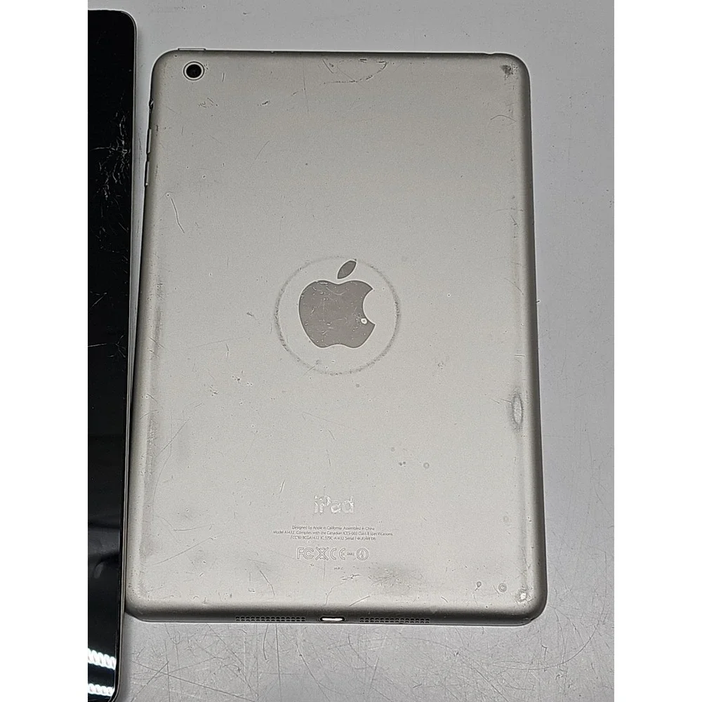 Apple lot broken