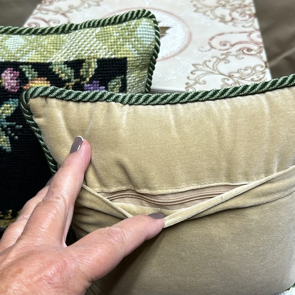 Tracy Porter accent pillows