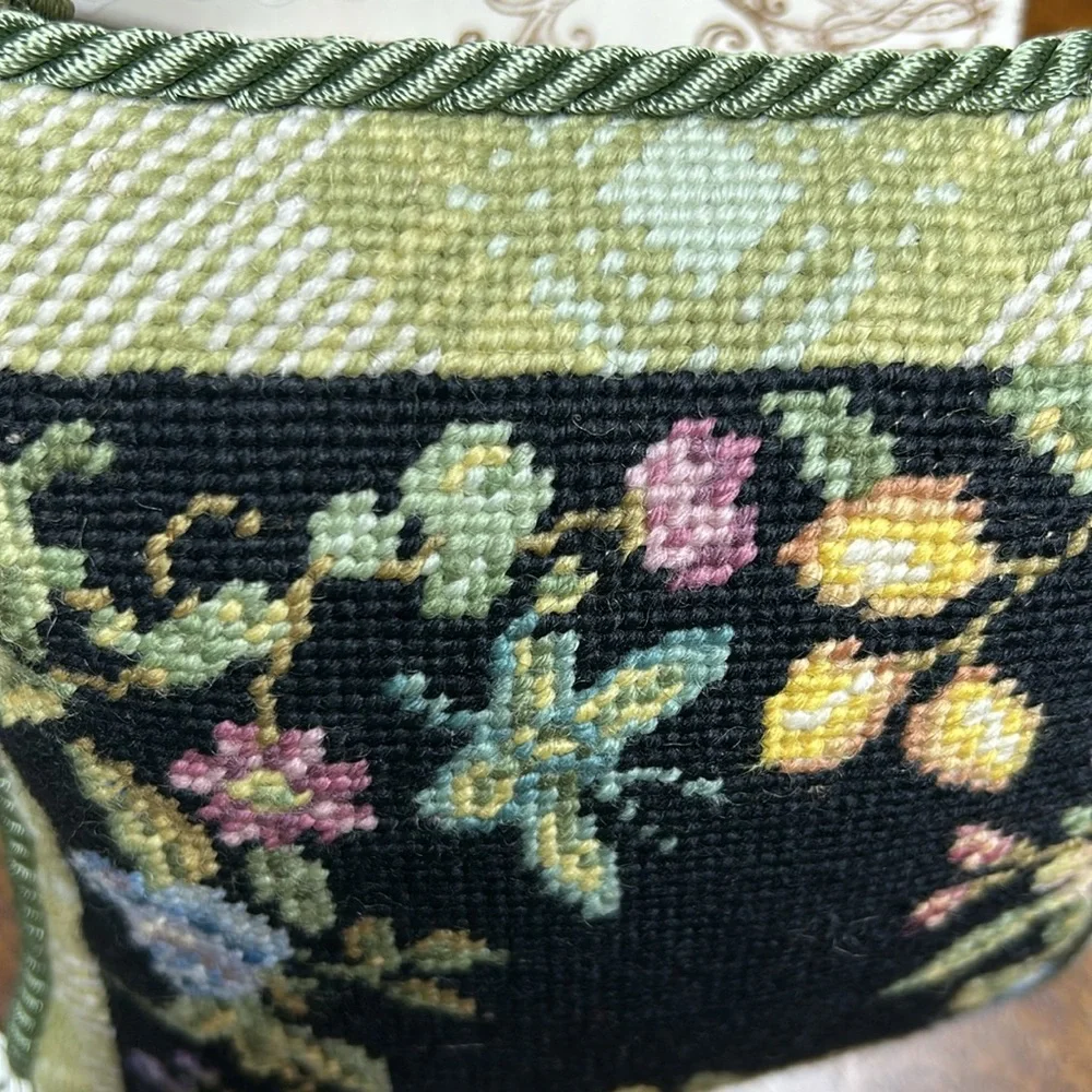 Tracy Porter accent pillows