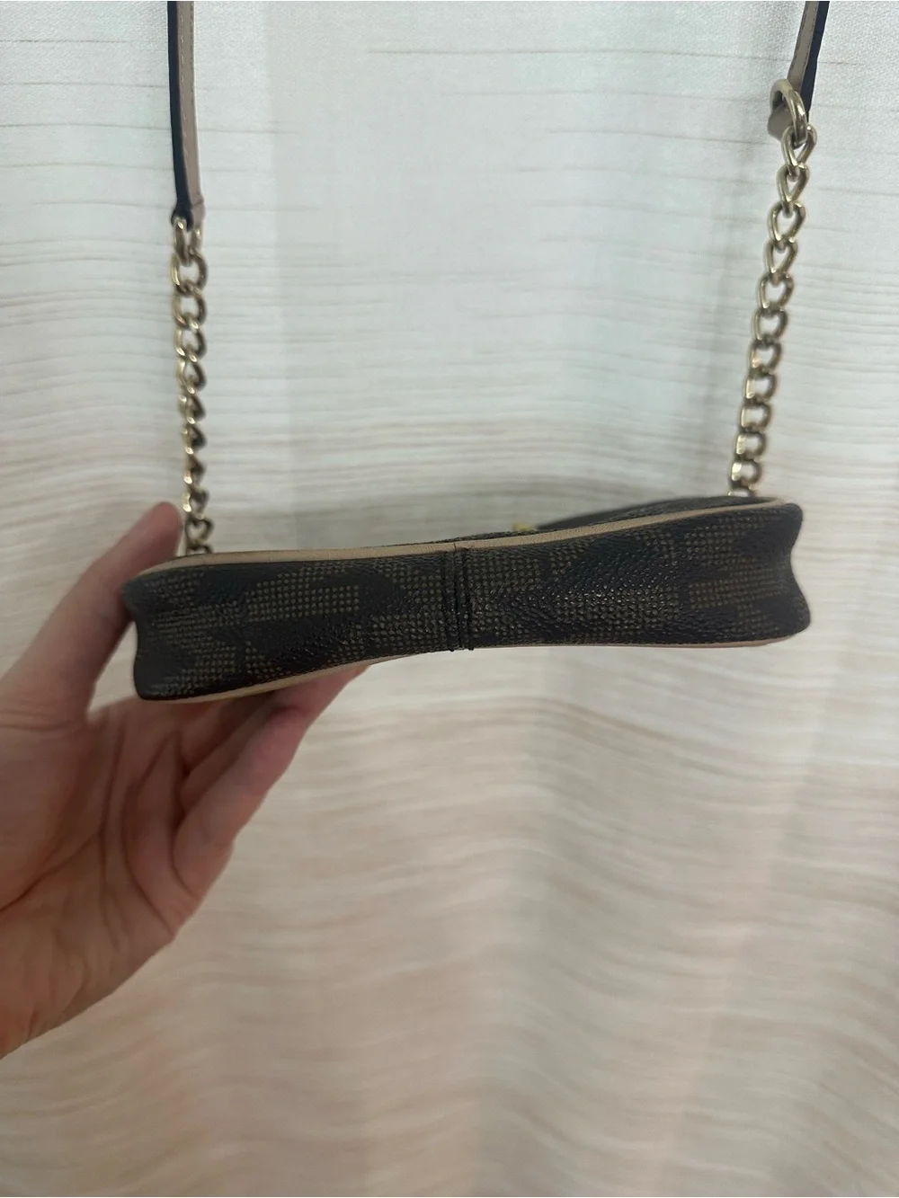 Michael Kors compact brown