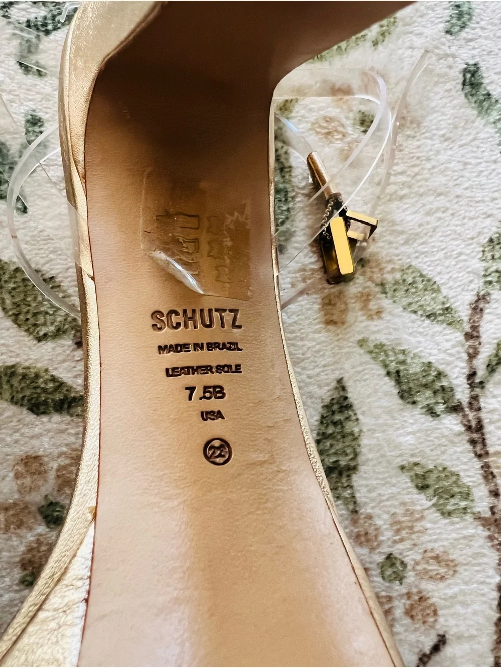 SCHUTZ euc