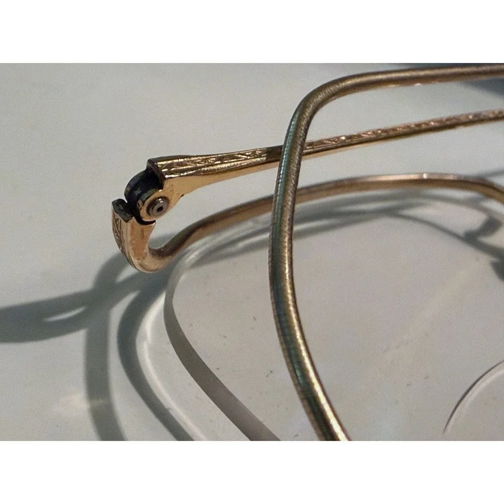 American Optical case has