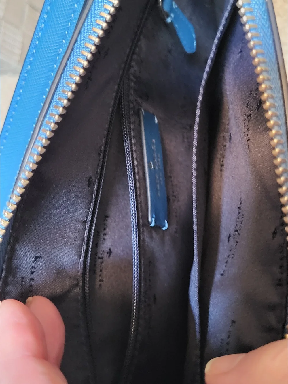 kate spade authentic sleek