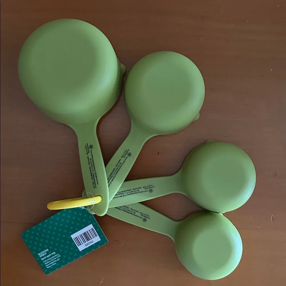 Dr. Seuss Grinch Green Measuring Cups