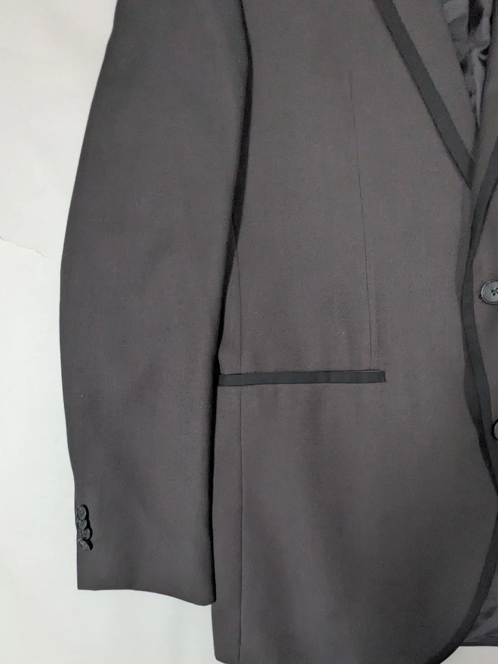 Kenneth Cole kenneth cole