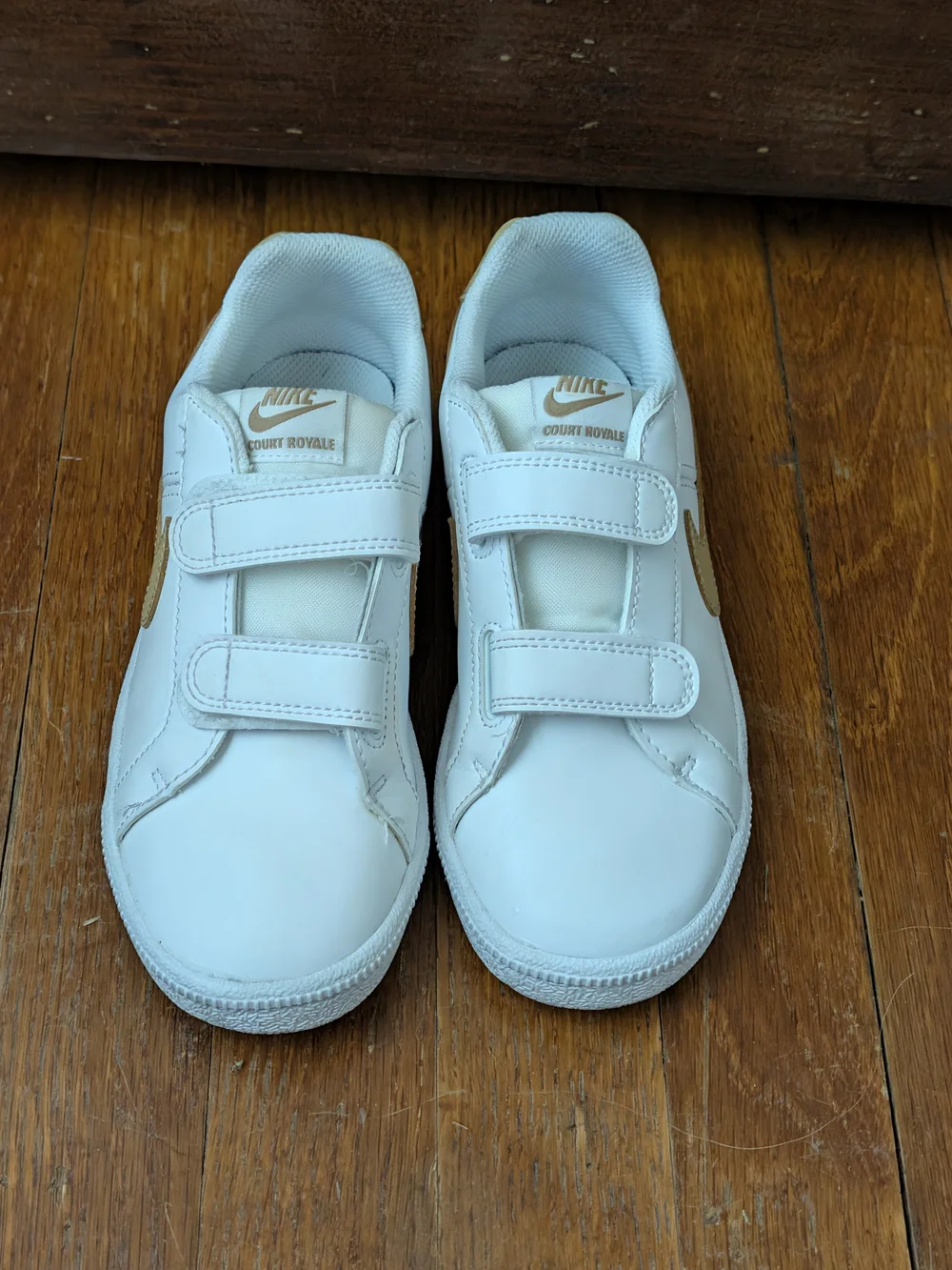 Nike low top
