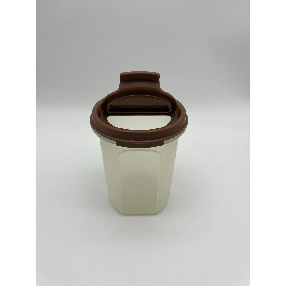 Vintage Tupperware Container 15 Oz 1606-31 Brown Shaker Lid